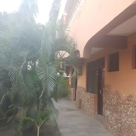 Blue Pacific Holiday Guest house *